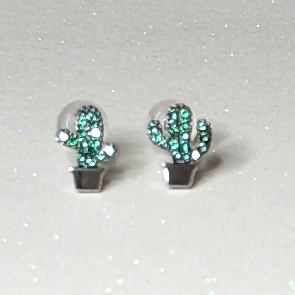 Cactus asymmetrical 925 sterling silver stud earrings - Picture 2 of 6